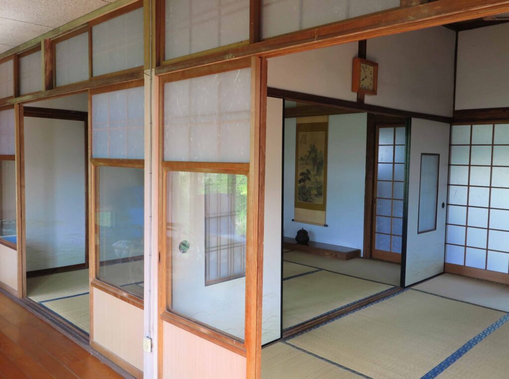 狩野山楽の掛け軸は高く売れる？作品価値と査定のポイント解説のアイキャッチ画像。