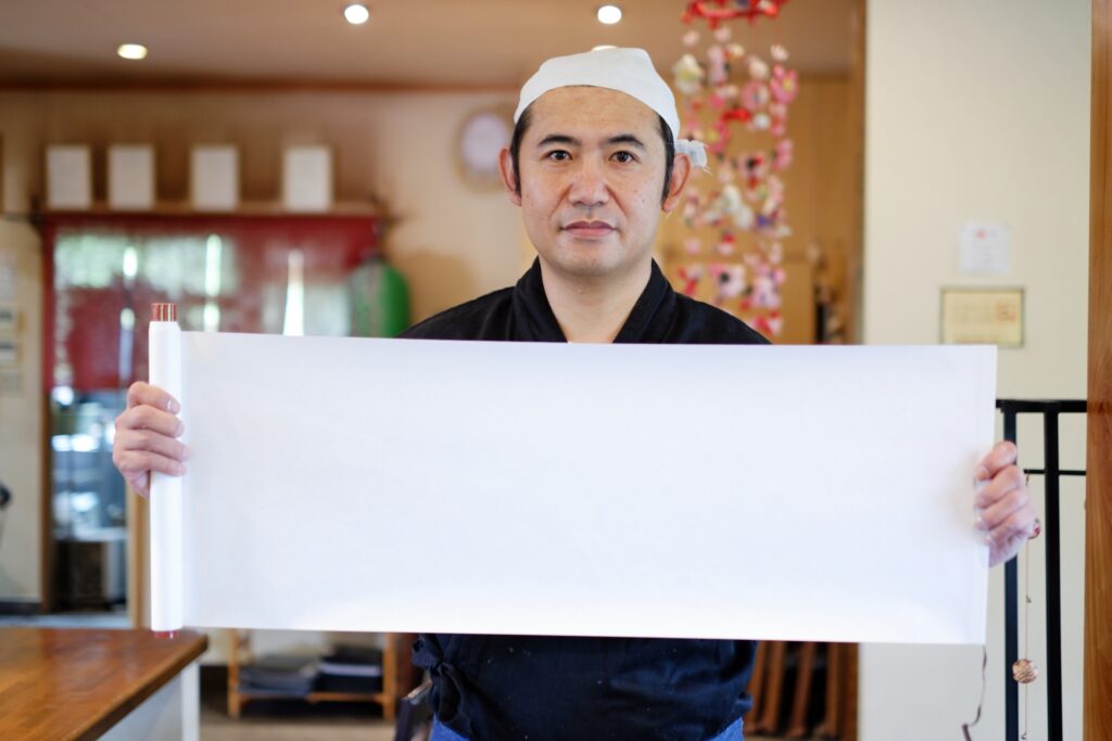 掛け軸の箱書きが査定額を左右する！判読方法とその重要性をプロが徹底解説の記事のアイキャッチ画像