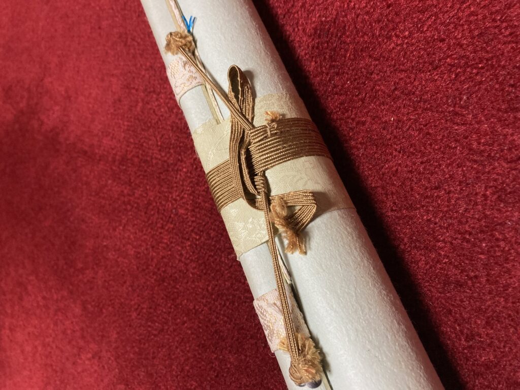 傷あり掛け軸でも高価買取？査定アップのポイントと注意点の記事のアイキャッチ画像