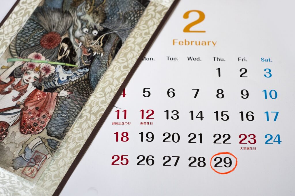 今がチャンス？掛け軸を高額買取に導く売却のベストタイミングの記事のアイキャッチ画像