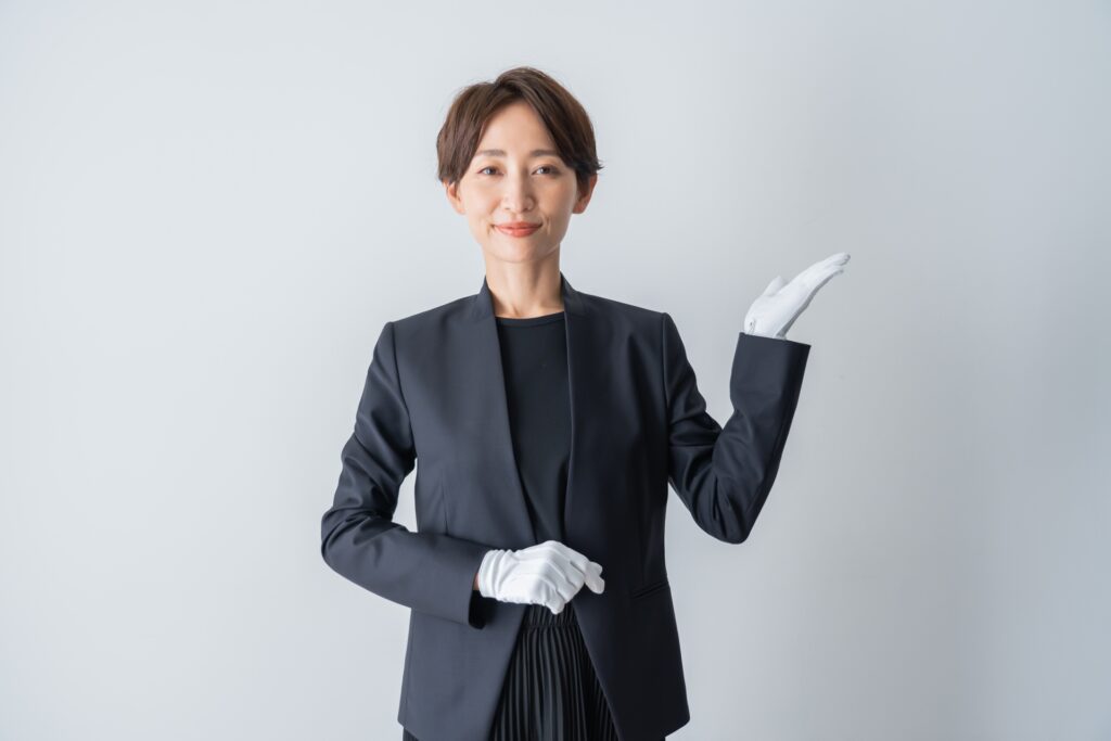 民芸品の出張買取サービスの選び方と高額査定のコツの記事のアイキャッチ画像