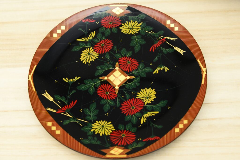 会津漆器の民芸品入門｜魅力と選び方ガイドの記事のアイキャッチ画像
